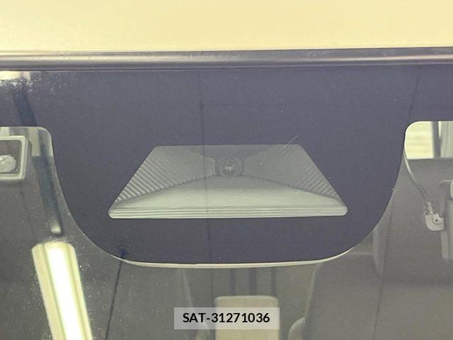 Honda N BOX 2023-11 7501743-6