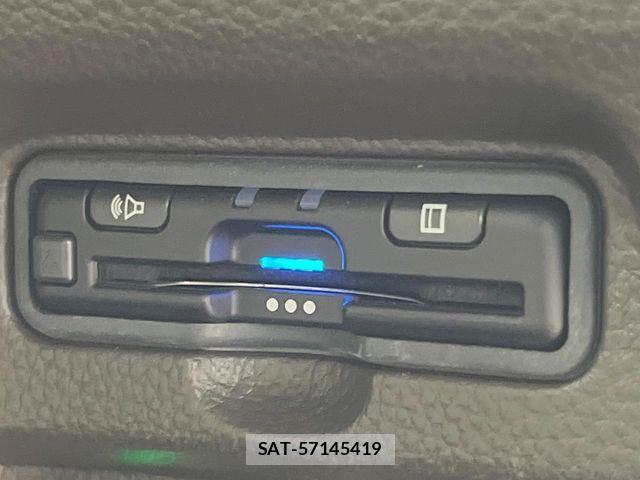 Honda N BOX 2023-04 7501753-6