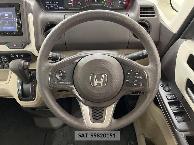 Honda N BOX 2018-05 7501759-10