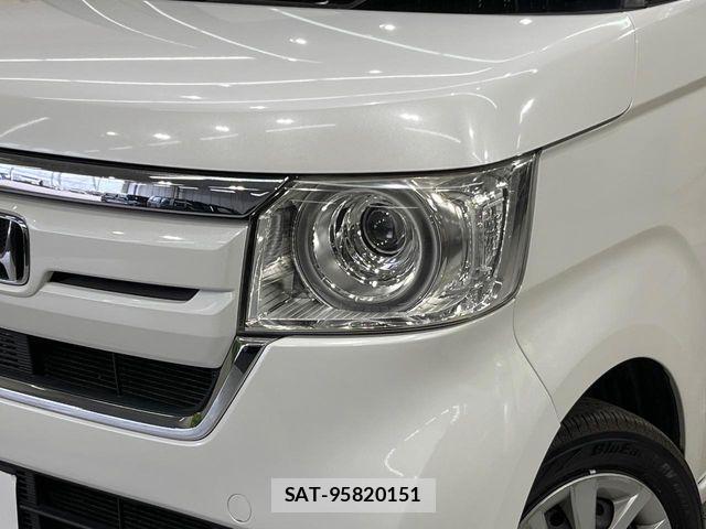Honda N BOX 2018-05 7501759-11