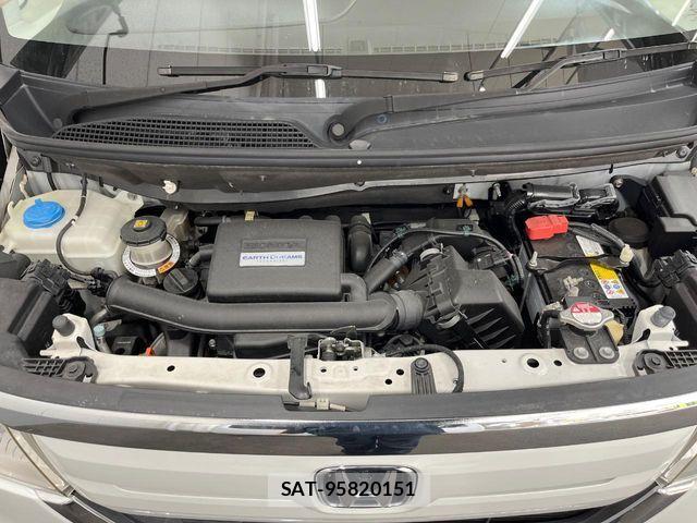 Honda N BOX 2018-05 7501759-17