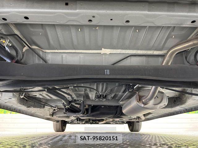 Honda N BOX 2018-05 7501759-18