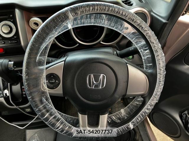 Honda N BOX 2014-06 7509384-14