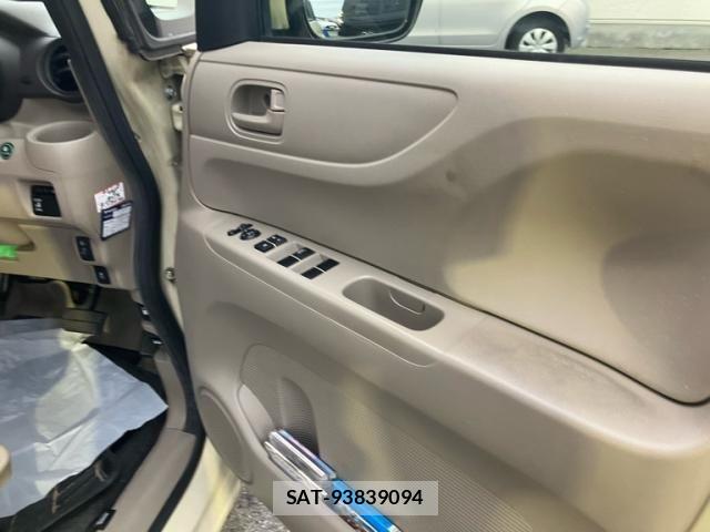 Honda N BOX 2014-02 7509392-5