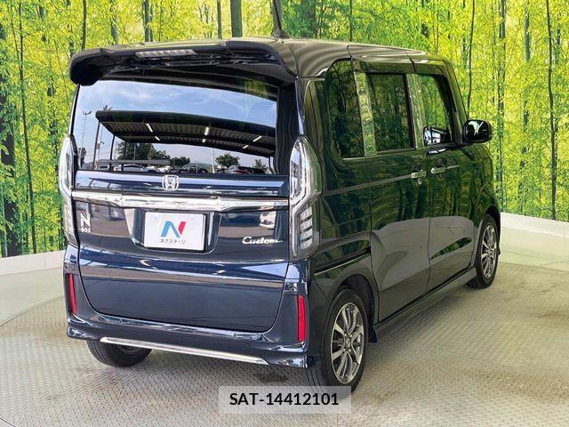 Honda N BOX 2023-08 7501751-17