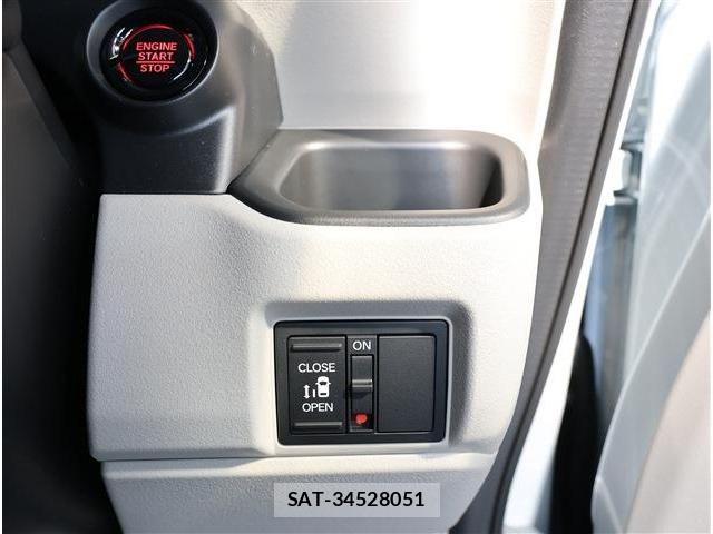 Honda N BOX 2026-01 7501735-8