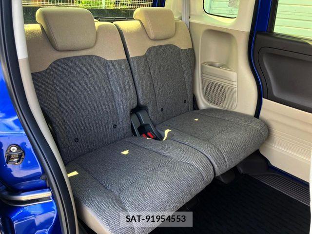 Honda N BOX 2018-11 7509370-11