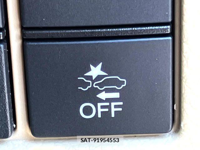 Honda N BOX 2018-11 7509370-5
