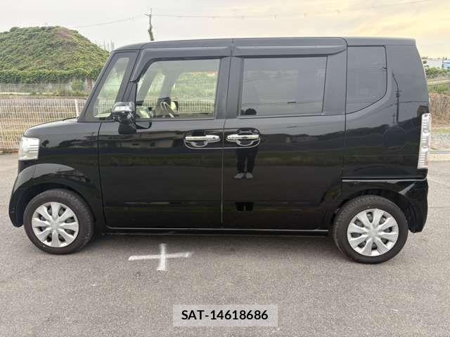 Honda N BOX 2017-06 7509379-4