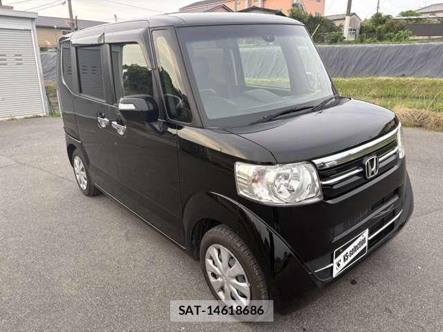 Honda N BOX 2017-06 7509379-7