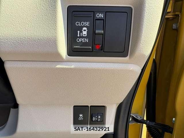 Honda N BOX 2023-12 7501750-13