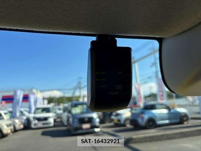 Honda N BOX 2023-12 7501750-20