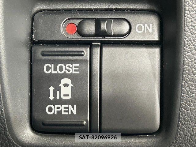 Honda N BOX 2014-02 7562516-3