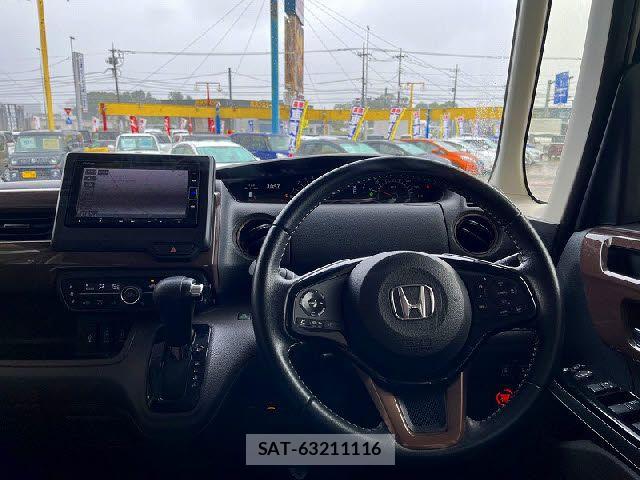 Honda N BOX 2019-07 7562503-1