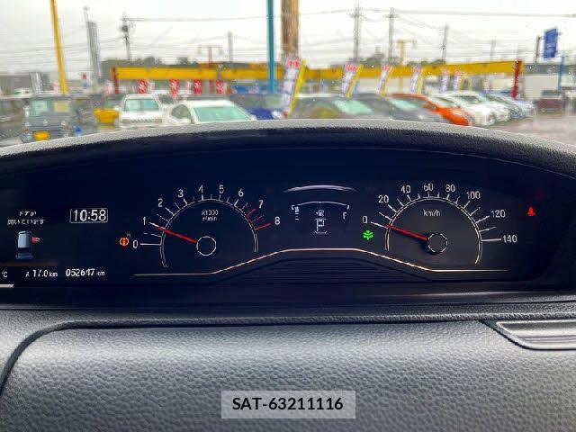 Honda N BOX 2019-07 7562503-7