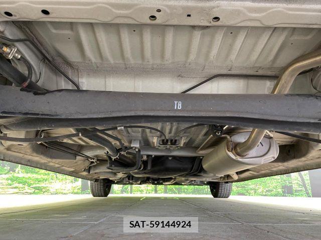 Honda N BOX 2018-07 7562512-18