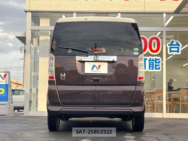 Honda N BOX 2016-04 7562521-15