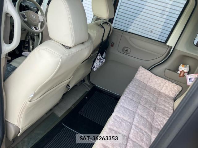 Honda N BOX 2012-03 7562525-11