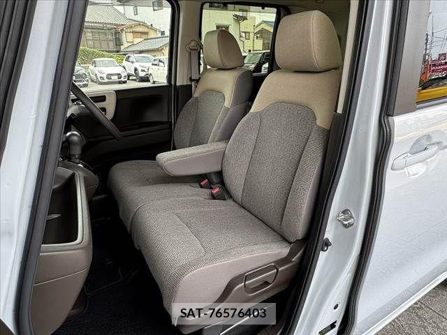 Honda N BOX 2021-06 7562511-16