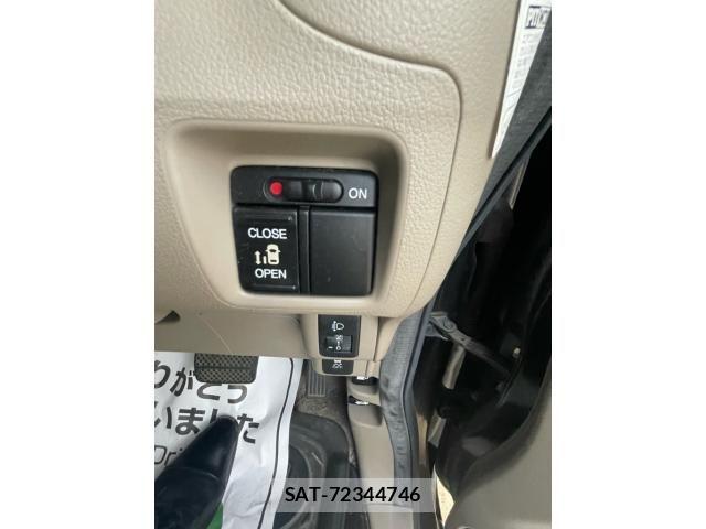 Honda N BOX 2012-01 7562527-17