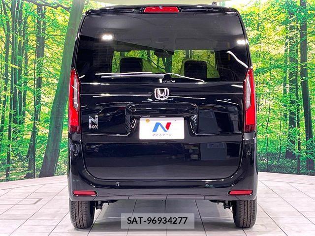Honda N BOX 2026-06 7562490-14