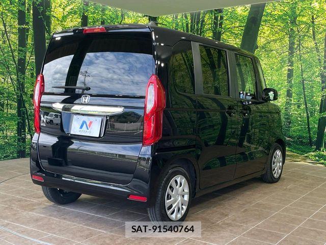 Honda N BOX 2023-03 7618460-16