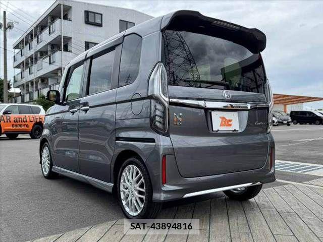 Honda N BOX 2021-07 7618421-12