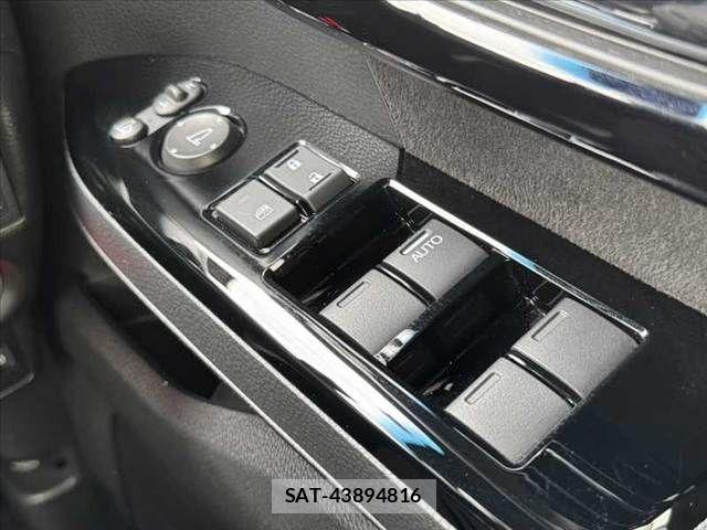 Honda N BOX 2021-07 7618421-26