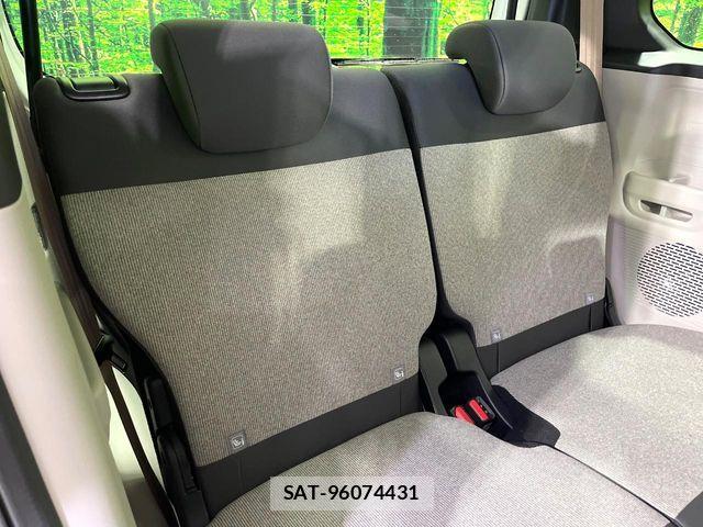 Honda N BOX 2025-10 7618406-8
