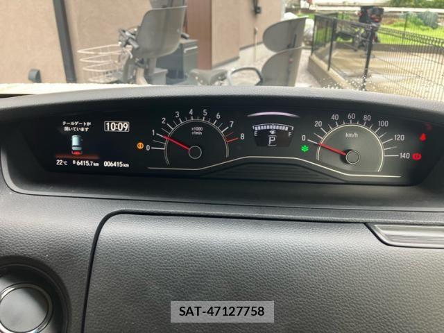 Honda N BOX 2023-05 7618411-20