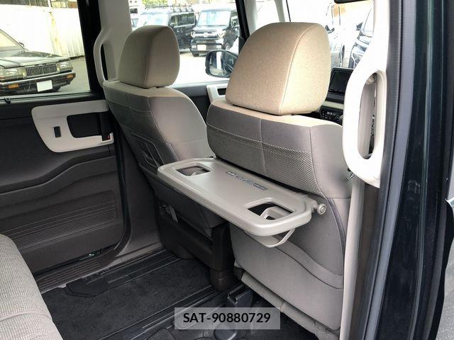 Honda N BOX 2021-03 7618488-14