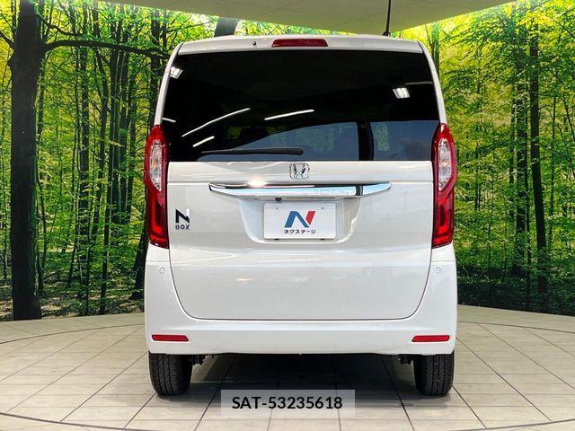 Honda N BOX 2019-05 7618451-14