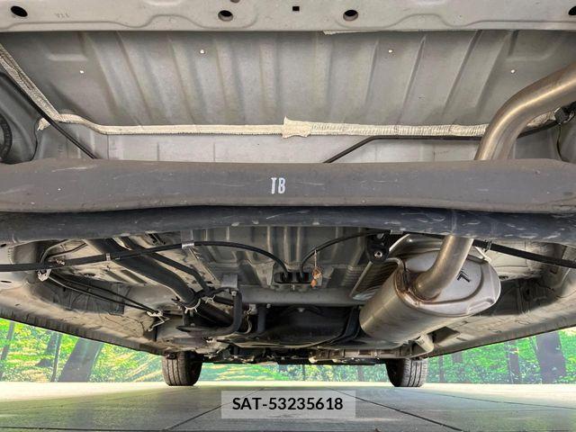 Honda N BOX 2019-05 7618451-18