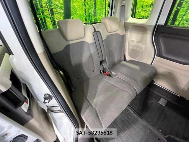 Honda N BOX 2019-05 7618451-8