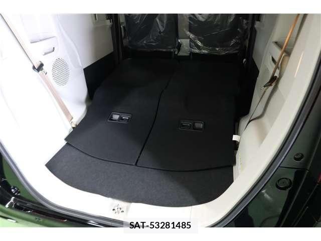 Honda N BOX 2025-11 7618408-16