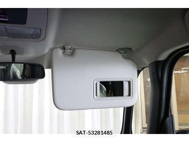 Honda N BOX 2025-11 7618408-17