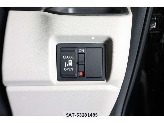 Honda N BOX 2025-11 7618408-23