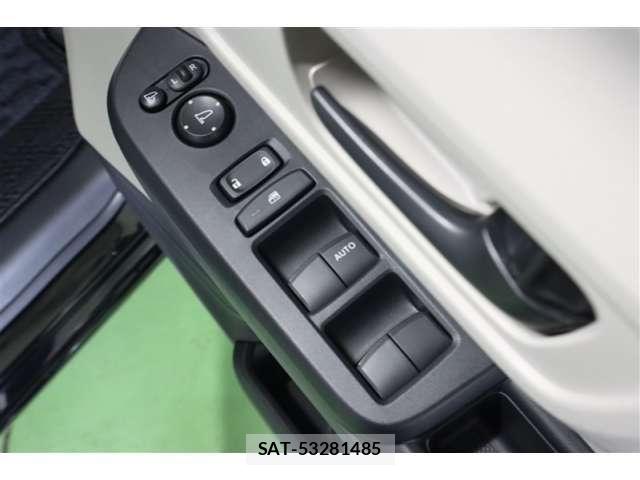 Honda N BOX 2025-11 7618408-25