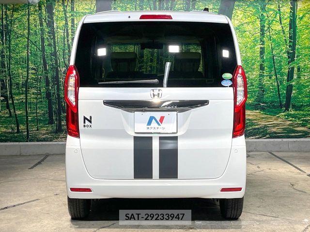 Honda N BOX 2019-02 7618481-16