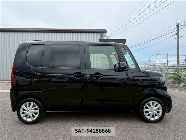 Honda N BOX 2024-05 7618468-9