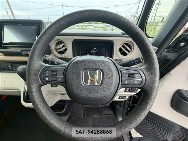 Honda N BOX 2024-05 7618468-17
