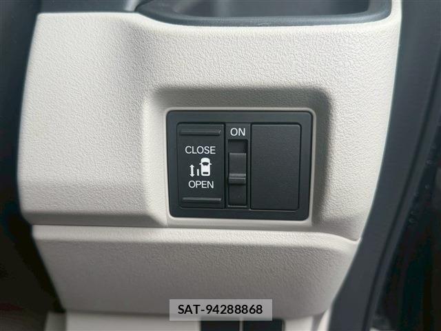 Honda N BOX 2024-05 7618468-27