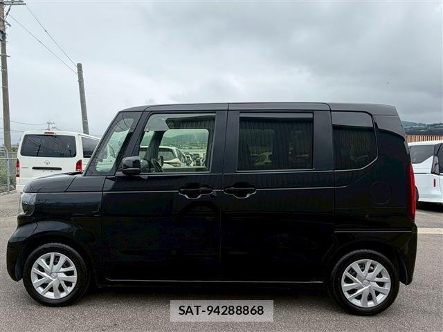 Honda N BOX 2024-05 7618468-8
