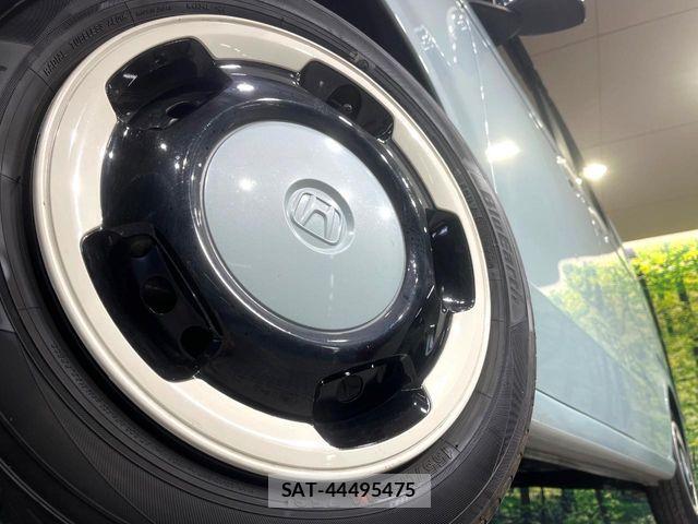 Honda N BOX 2025-01 7618409-12