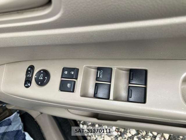 Honda N BOX 2013-08 7618542-18