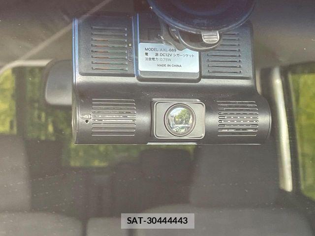 Honda N BOX 2016-06 7618497-3