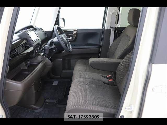 Honda N BOX 2022-06 7618456-11