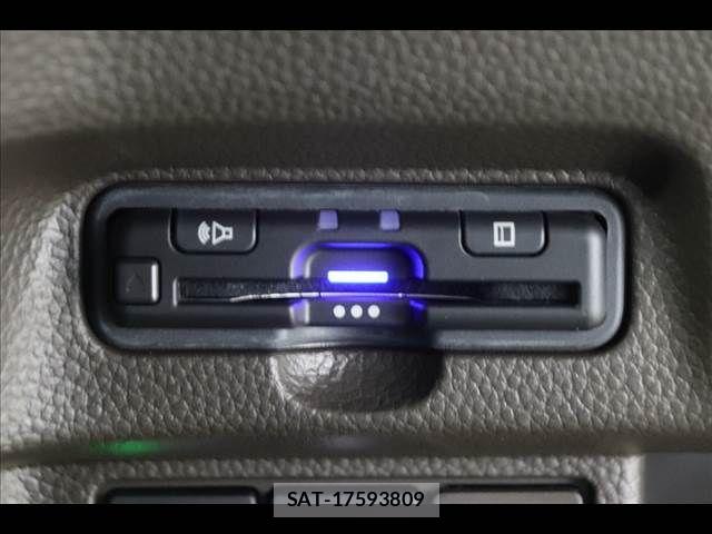 Honda N BOX 2022-06 7618456-6