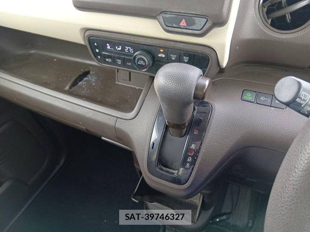 Honda N BOX 2021-05 7618522-9
