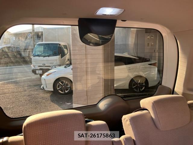 Honda N BOX 2016-03 7618527-18